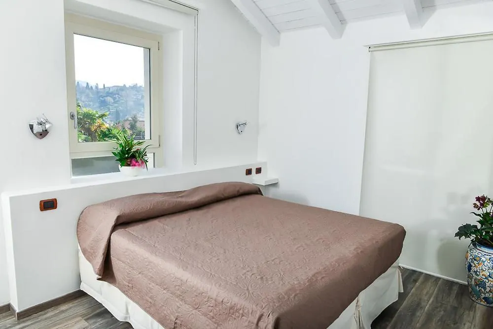La Colombina Apartment Bellagio 0*,